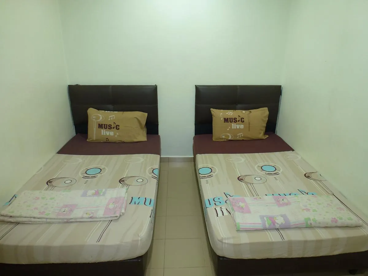 Batu Berendam Inn Kampong Sungai Putat 2*,