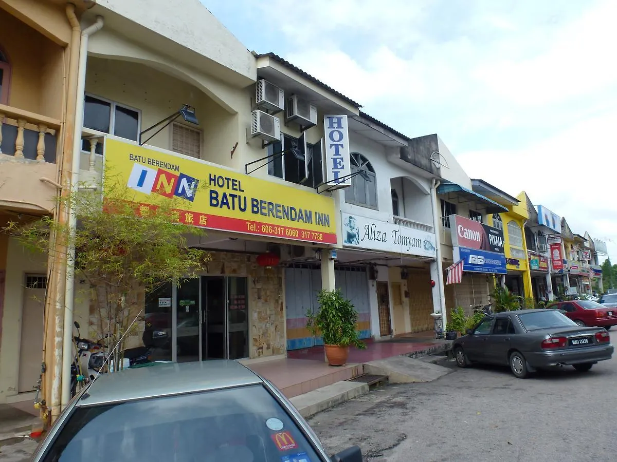 Hotel Batu Berendam Inn Kampong Sungai Putat