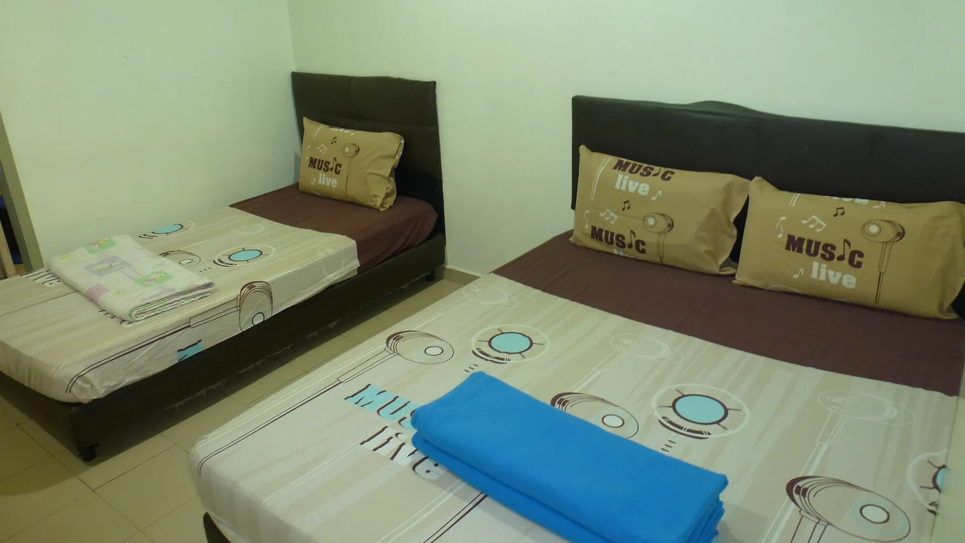 Batu Berendam Inn Kampong Sungai Putat